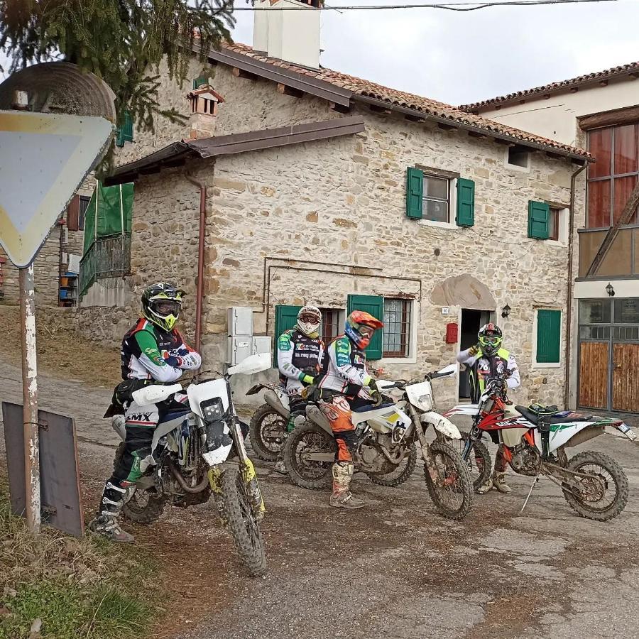 La Corte Dei Celti San Benedetto Del Querceto Екстер'єр фото